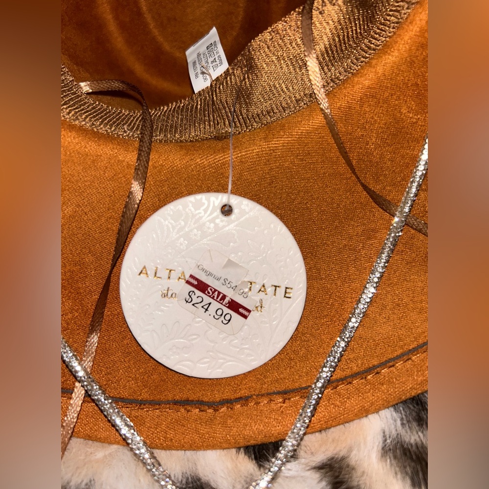 Brown Faux Suede Cowboy Hat with Silver Bling Accents and Size 7 Boots -BUNDLE- - Picture 12 of 15